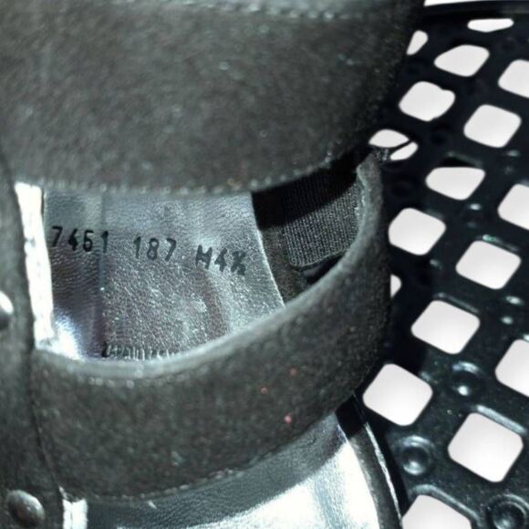 VEDETTE BLACK & GRAY SNAKE PRINT PLATFORM HEELS SZ.4.5 EUC - Picture 6 of 7